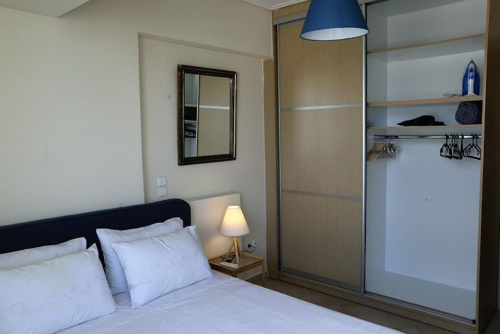 Appartement Fly Me To The Moon! à Athènes Extérieur photo