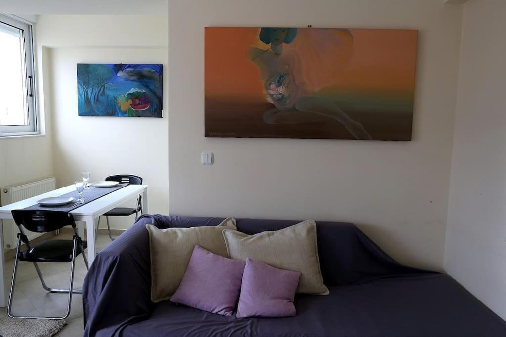 Appartement Fly Me To The Moon! à Athènes Extérieur photo